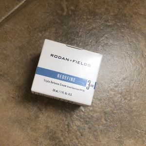 Rodan and Fields Redefine AM